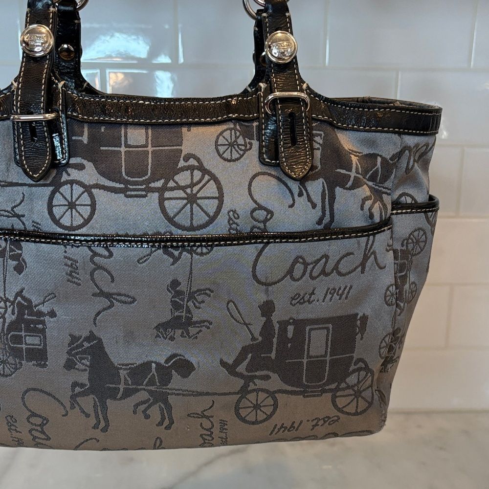 Coach Bag Purse Handbag Horse Carriage Signature Gray Silver EW Tote Pocketbook - Picture 5 of 16